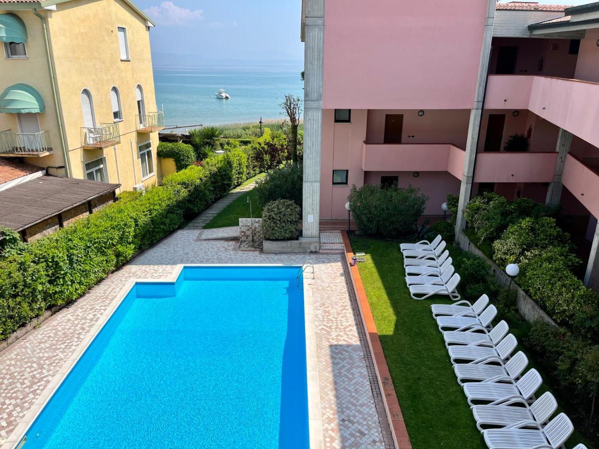 Residence Virgilio Sirmione Exterior photo